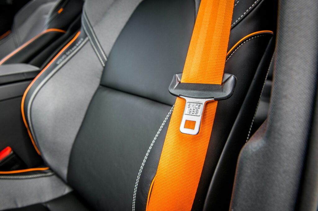 seat belt regulations
